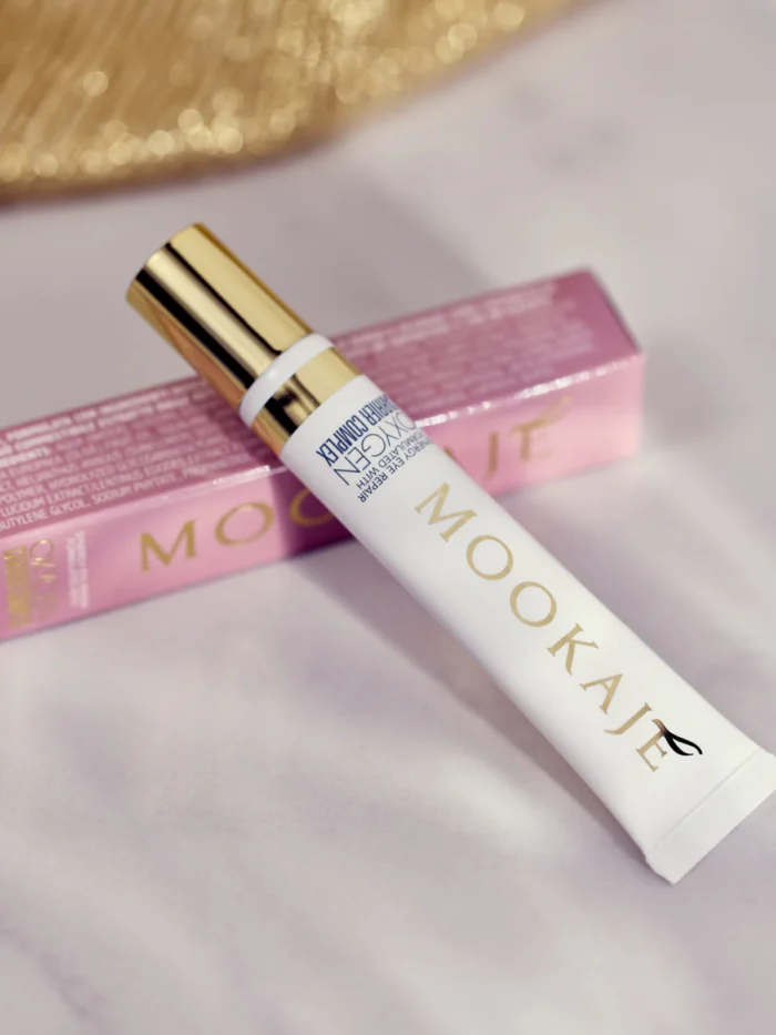 Крем за околоочния контур Eye Repair MOOKAJÉ с оригиналната розова кутия